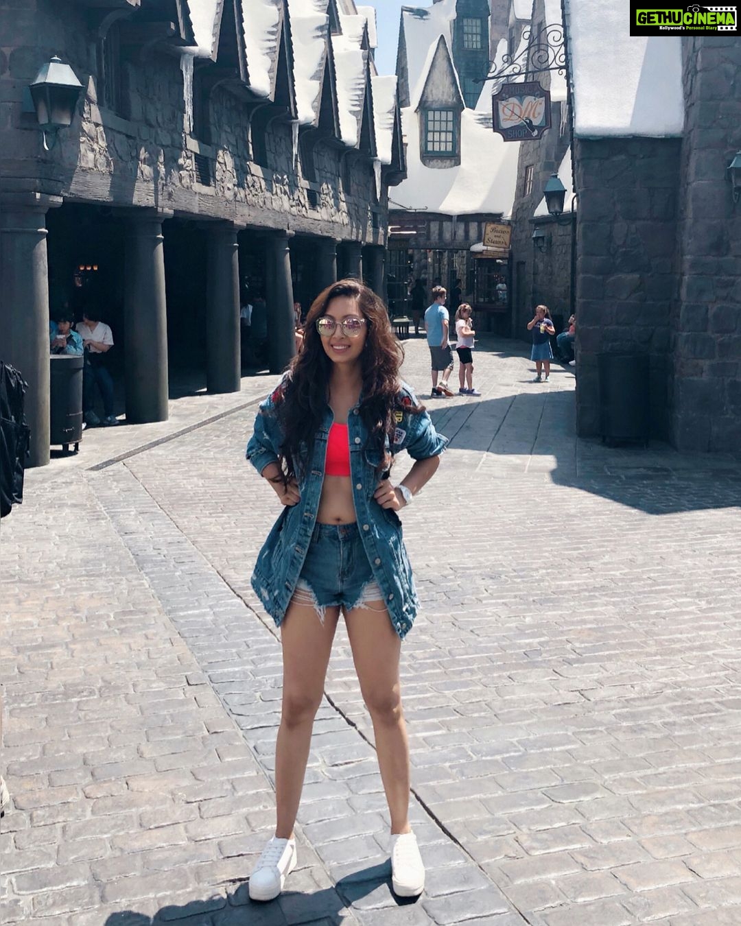 Pooja Salvi Instagram - Universal Studios Hollywood L.A