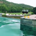 Pooja Salvi Instagram - My favourite combo #wine #infinitypool #nature Oxford Golf Resort