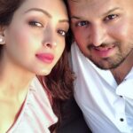 Pooja Salvi Instagram – #loveofmylife❤️ #sunkissed