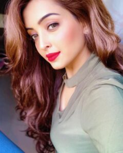 Pooja Salvi Instagram -