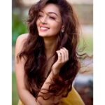 Pooja Salvi Instagram - Smile and be grateful for all the good things in your life😊 . . . . . #goodmorning #gratitude #smile #nofilter