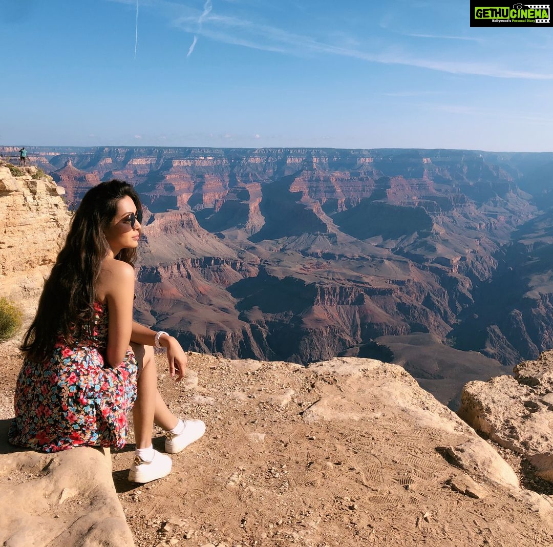 Pooja Salvi Instagram - Places like these just blow your mind with its scale and beauty. #grandcanyonnationalpark #naturetrail #naturelover Grand Canyon, Arizona