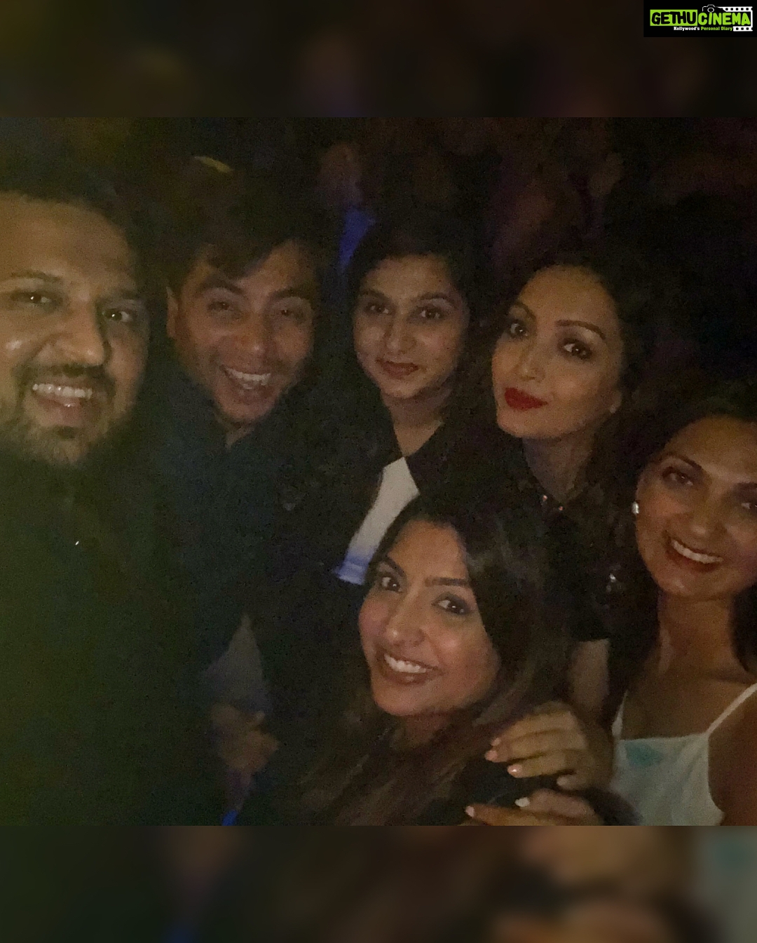 Pooja Salvi Instagram - Birthday celebrations πΎπππ #happybirthdaytome #barhopping #newyorknightlife#latepost Cielo Club