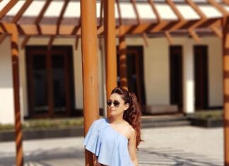 Pooja Salvi Instagram - Sometimes I pose, but sometimes I pose as posing. #lovetopose Radisson Blu Resort & Spa - Alibaug