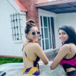 Pooja Salvi Instagram - There’s something about childhood friends that you just can’t replace💖👯‍♀️