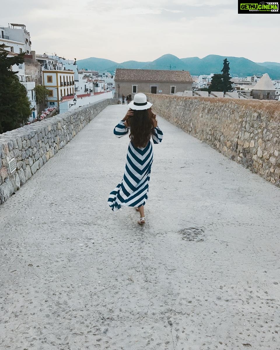 Pooja Salvi Instagram - Ibiza is the answer, who cares what the question is. #ibiza❤️ #daltvila #europediaries Dalt Vila, Ibiza
