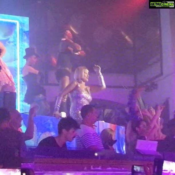 Pooja Salvi Instagram - #bobsinclar #ibiza #ibizaclub #pacha #saturdaynight #crazynight #europediaries Privè Pacha, Ibiza