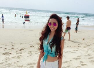 Pooja Salvi Instagram - #throwback #goldcoast #australia #beachlover