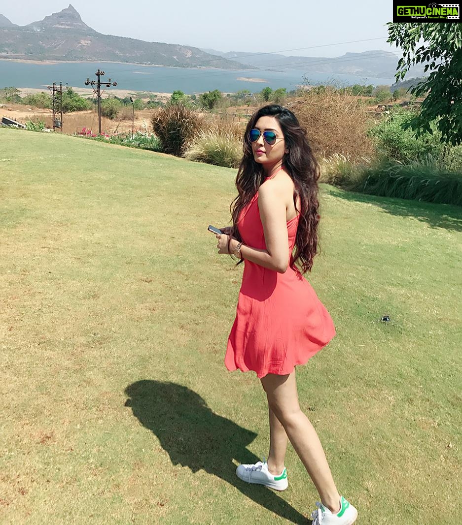 Pooja Salvi Instagram - Soaking in the sun! #summervibes