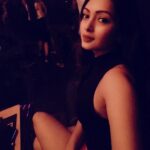 Pooja Salvi Instagram - Party mode on. #aboutlastnight #partyselfie Bombay Cocktail Bar