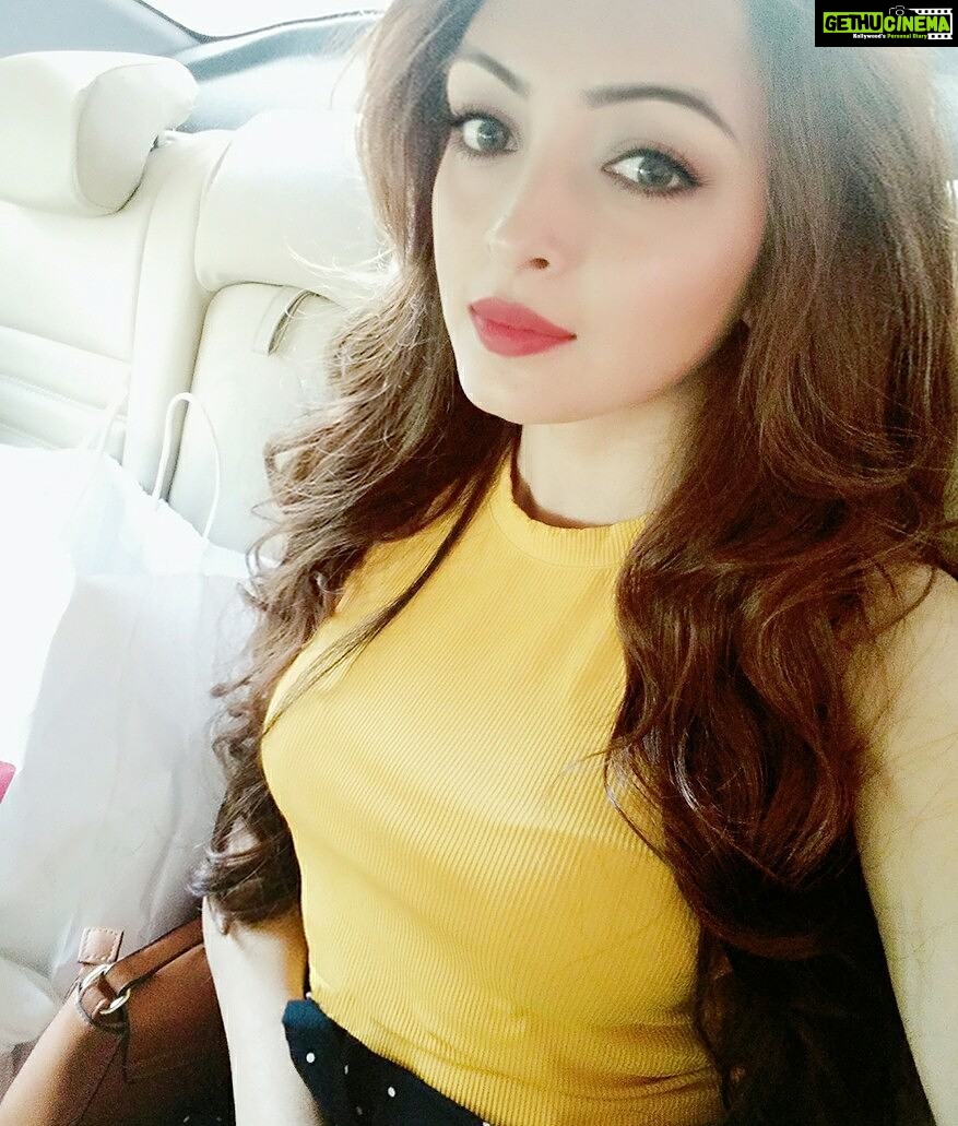 Pooja Salvi Instagram - Be Bold. Be Fierce. Be You.