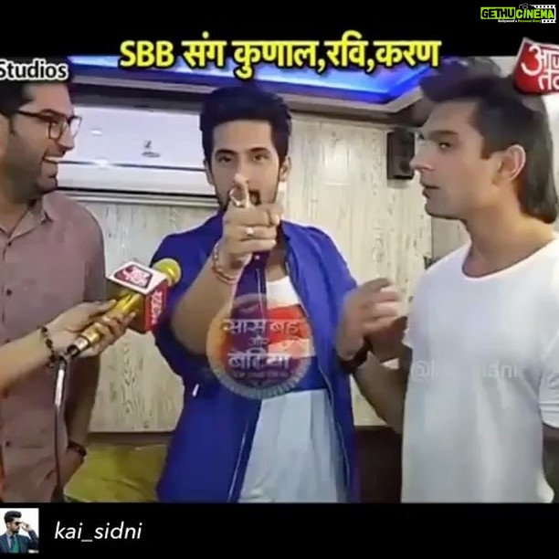 Poonam Kaur Instagram - Inkey itni... chemistry ,,,,kamra ...aur Dari thi .... ki heroines caravan mein wait karti karti thak jaati thi...... #jai3dev π±ββοΈπ΅οΈββοΈπ @priyabanerjee @ankooshbhatt @vanitaabhatt @ravidubey2312 @iamksgofficial ( love β€οΈ u all ) such positive ppl