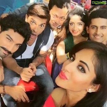 Poonam Kaur Instagram - @ankooshbhatt devudu eppudu ostunnadu??? Waiting ikkada??????
