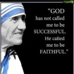 Poonam Kaur Instagram - #morningthoughts "to have a intentional living and have faith in everything we do "