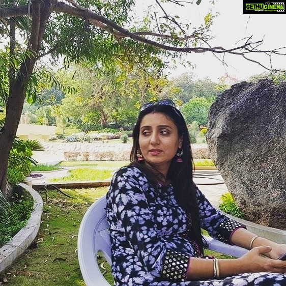 Poonam Kaur Instagram - Happiest birthday to this amazing wife , responsible daughter, Arorable mother , social worker, trainer and the most amazing sister in this world ... love u to the moon n back ... moni didi #sanveerkaur