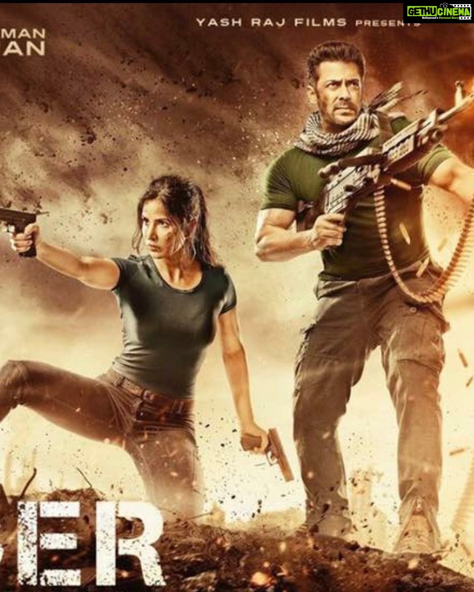 Poonam Kaur Instagram - Love love love .... love the poster #tigerzindahai
