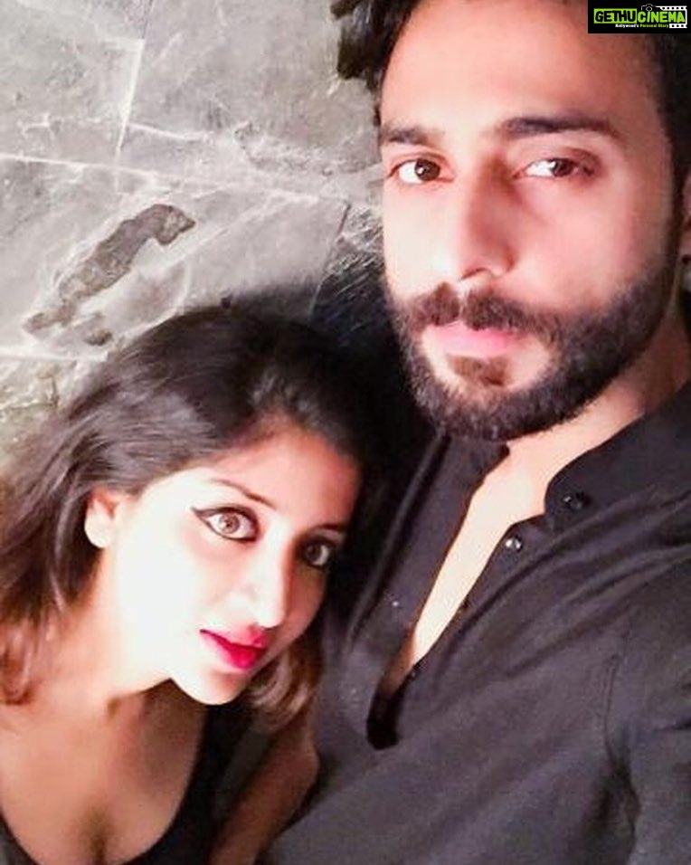 Poonam Kaur Instagram - Theatre 🎠time pic .... where we both were playing Muslim refugees.....😎😎😎
