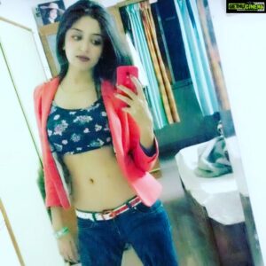 Poonam Kaur Instagram - Need to get. Back to this ..... asap .... 👀👀👀👀👀