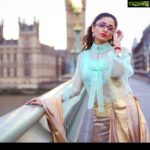 Poonam Kaur Instagram - #london #hanlooms