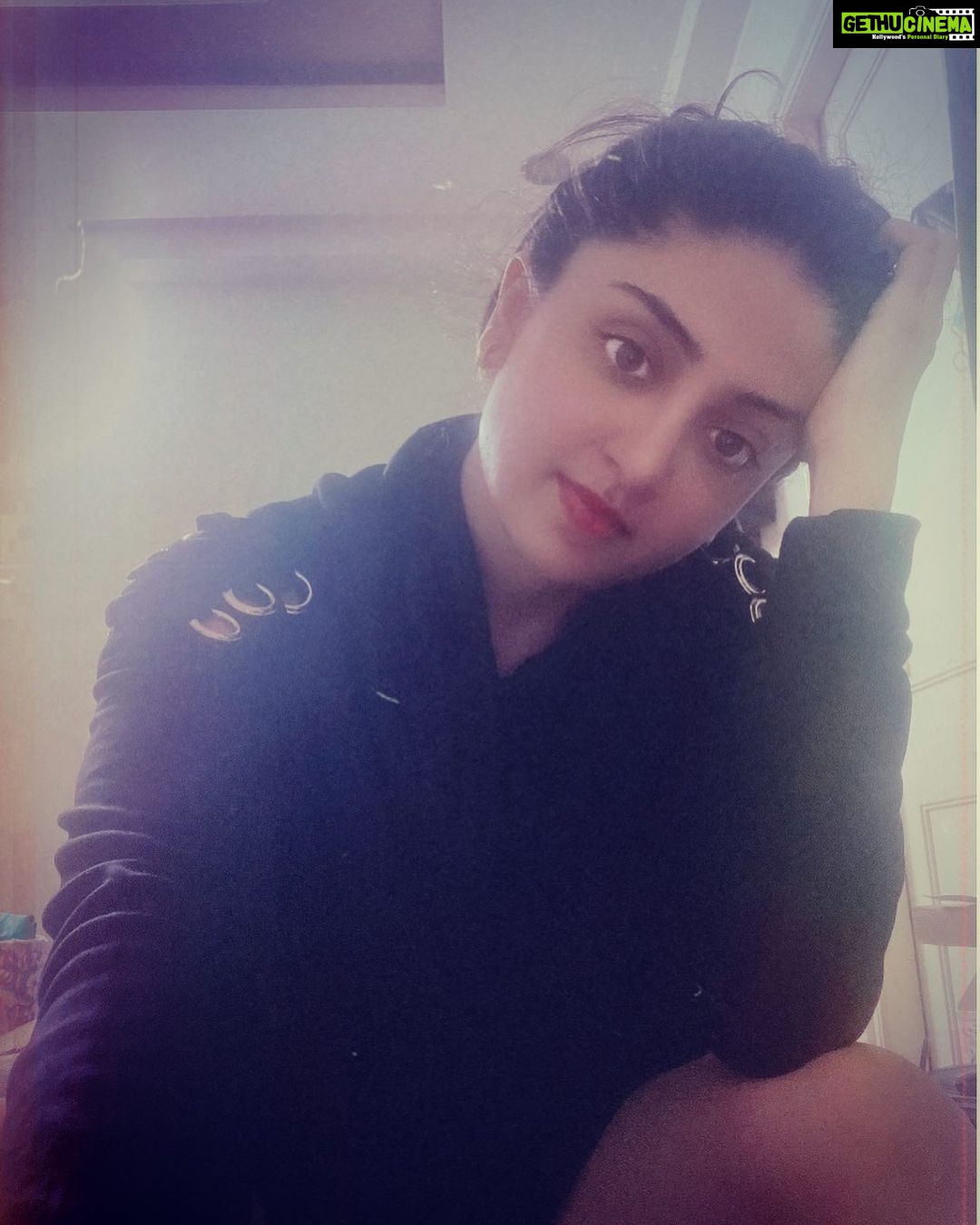 Poonam Kaur Instagram - #nothing ( be like the moon , give light when it’s absolute dark and disappear when there is enough light )