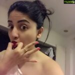 Poonam Kaur Instagram - #wishtlepodu I realised I just got verified 🙏👌❤️️😎😇😆❤️❤️❤️thank u #instaselfie #instagram