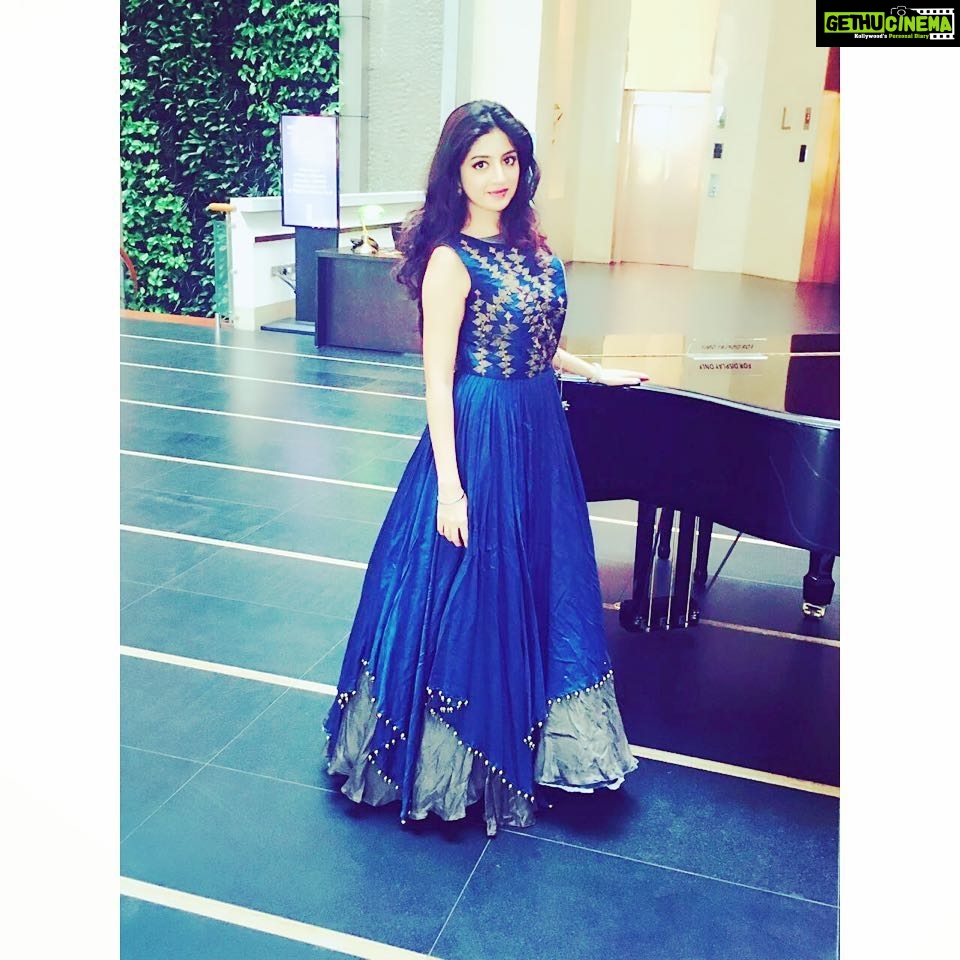 Poonam Kaur Instagram - Wore this wonderful outfit from #anonym jubliehills for a store opening !!!! They have the most elegant collection !!! Thank u for this one!!!😇😘😘😘😍