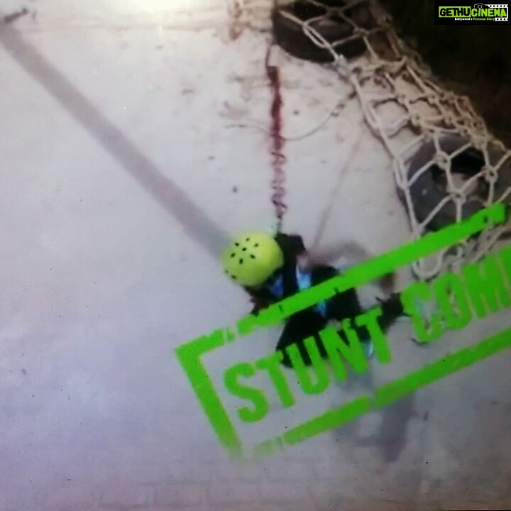 Poonam Kaur Instagram - This was my fav stunt ...was very happy do it ... #super2 #etv