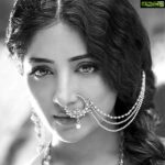 Poonam Kaur Instagram - Purity of thoughts ... Word and action ticks of today in more than half the world ... Hope this ocean of positivity continues thru the year ... Wishing every soul who practises this a very happy Ramadan.. #duameinyaadrakhna 😇