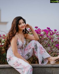 Poonam Kaur Instagram - @fotonstudio.in #2018
