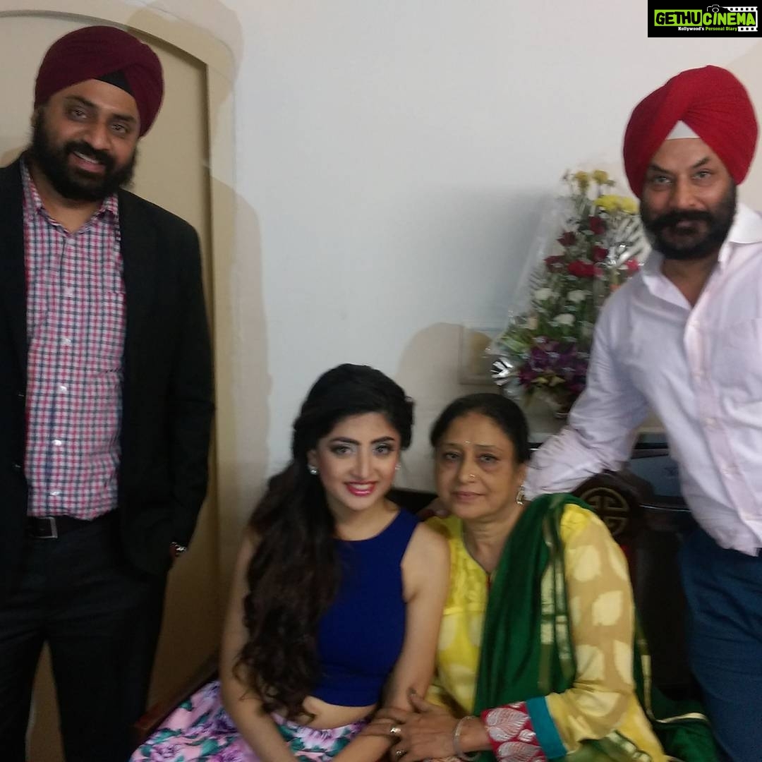 Poonam Kaur Instagram - Happy New year !!!!