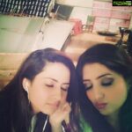 Poonam Kaur Instagram - Have this cutie by my side ...who is finding it impossible to stay awake but is still waiting for her loved one ...cute saravi.. God bless them both !!!