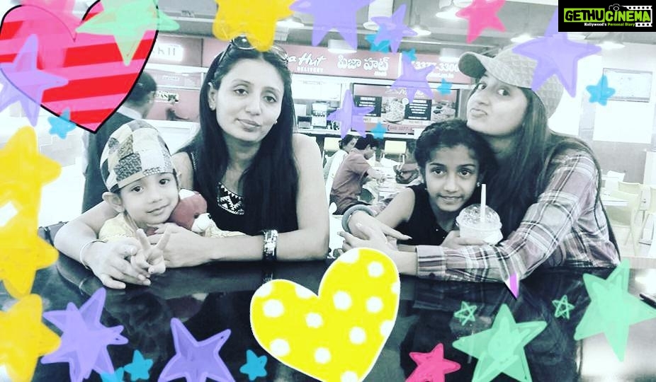 Poonam Kaur Instagram - #love is all we need !!!#unconditionallove #myniece #sistalove #naughtynephew #family #myeverything