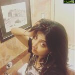Poonam Kaur Instagram - Feel like a mirror ... Appear actually closer than what exactly I am 😜😝😘 ...#godblesstheevilminded #sleepdeprived #lostinthought #lifeisgood