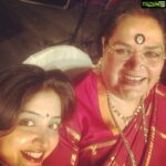 Poonam Kaur Instagram - Met the lovely usha uthup !!!such an amazing personality she is !!!