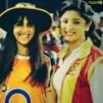 Poonam Kaur Instagram - #throwback #thecutest #geneliadsouza @genelia