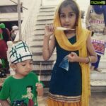 Poonam Kaur Instagram - And my niece n nephew on baisakhi ....muaaah!!!