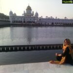 Poonam Kaur Instagram – Karmanye vadhi  karaste , ma phaleshu kada chana….