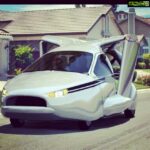 Poonam Kaur Instagram – Flying cars…. #technology #science #cars