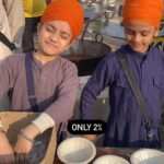 Poonam Kaur Instagram - #kids #seva at the protests .... Why are we concerned about innocents ?