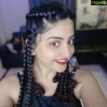Poonam Kaur Instagram - #quarantine2020 @sachindakoji ur comments plz .... @stylistparul u too ...