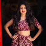 Poonam Kaur Instagram - The willingness to show up changes us, It makes us a little braver each time. #poonamkaur. Location: @chronicle_studio MUA: @zamms.in Designer @kashsatwani Photography : @memoriesbyazhar #poonamkaur