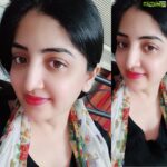 Poonam Kaur Instagram - Simply me ......😘😘😘😘😘 self flattery 🥰🥰🥰🥰 sometimes we need to patt ourselves..... @noorfatimawaheed miss ya .... @stylistparul miss u too .... why r both of u so far away from me ???