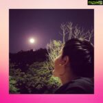 Poonam Kaur Instagram – Up above world so high …..
Like a diamond in the sky …….
My #fullmoon tonight ……. #poonamkaur Dolphin Nose Light House