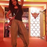 Poonam Kaur Instagram - #2017 wondering if I can ever get back to this health ???? Missing my healthy self .....