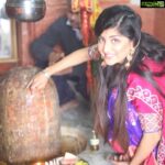 Poonam Kaur Instagram - Never thought this would be possible ever .....our own #shivaparvati temple at #Katasraj #pakistan .... requesting the govt. to open the corridor for #hindus for darshan.... plz bless me give me power that this should also happen .... #omnamahshivaya . Thank you . Will share more stories n pics soon . #peace #interfaith #harmony