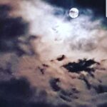 Poonam Kaur Instagram – #justcaptured from a normal android 🥰🙏🕊💃🏻 #smallhappiness ( full moon is my fav thing 🧘‍♂️)