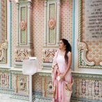 Poonam Kaur Instagram - ‪My soul dances when I visit beautiful temples ,want to kiss hands of the these beautiful artists who brought Indian idols of Vyas ,meerabai ,maa Saraswati ,lakshmi many more into life,every stone has travelled 9500 miles 2be placednprayed beautifully here #swaminarayantemple #BAPS ‬ #indianheritage #indiantemple #newyorkinindia #sculptures #india #meerabai #vyas Swaminarayan Temple, Robbinsville Nj