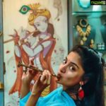Poonam Kaur Instagram - yada yada hi dharmasya glanir bhavati bharata abhyutthanam adharmasya tadatmanam srjamy ah #krishnalove