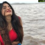 Poonam Kaur Instagram - Inhale everything exhale #love .......#mondaymotivation #poonamkaur