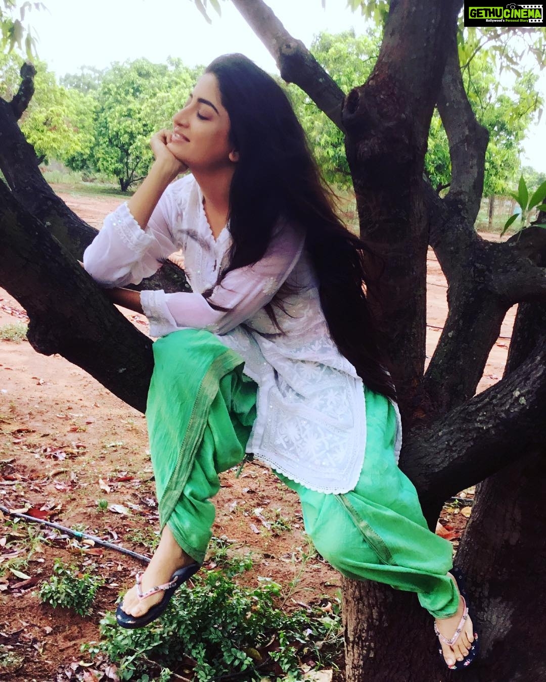 Poonam Kaur Instagram - The weather πΈπΈπΈπΈπΈπ¦π¦π¦π¦π¦ππππππππππππππππππππππ